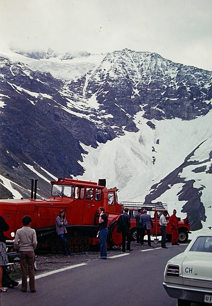 File:1974 Susten - Grimsel 01.JPG