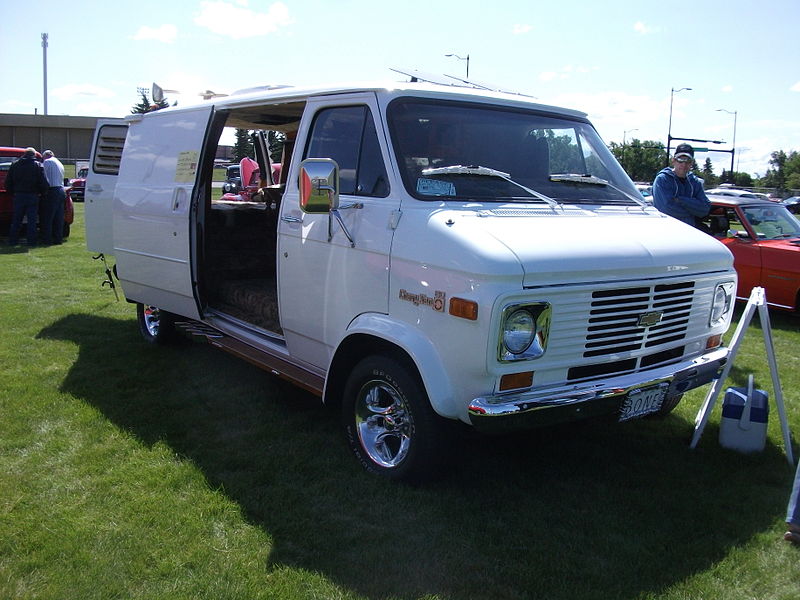 File:1977 Chevrolet van (5879255416).jpg