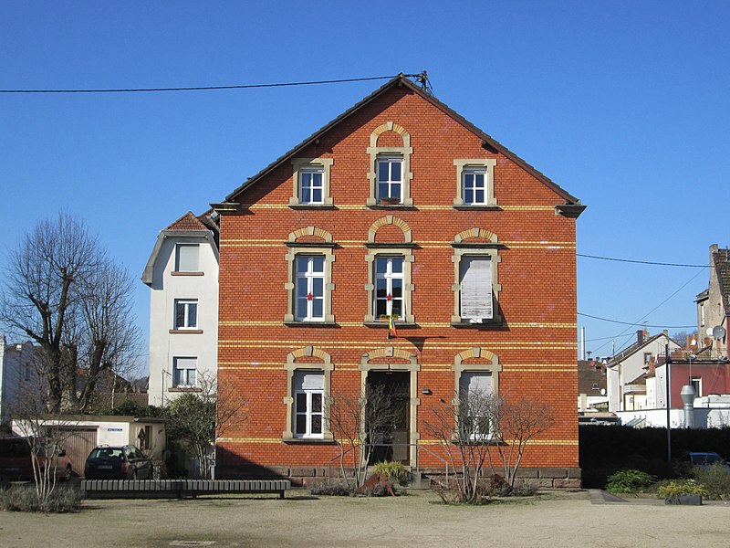 File:20180214Pfarrhaus Brebach.jpg