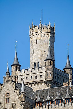 2021-03-30 123024 Pattensen Schloss Marienburg