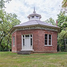 octagonal Franklin School building