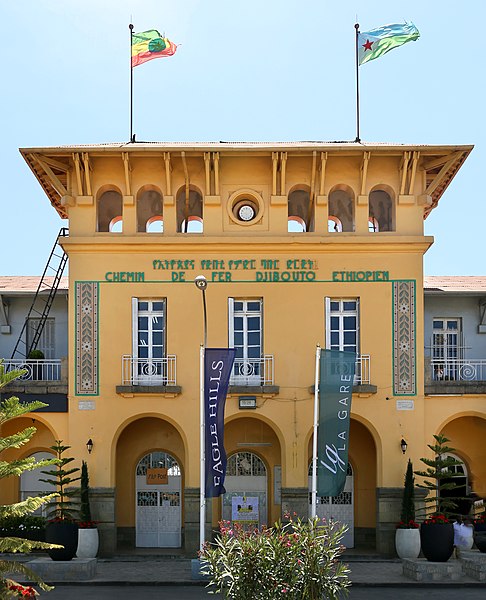 File:Addis abeba, vecchia stazione della linea addis-gibuti 04.jpg