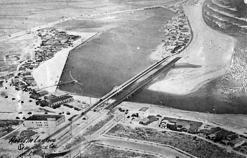 File:Anaheim Landing aerial photo, Seal Beach, circa 1930s.jpg