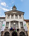 * Nomination Town hall, Ljubljana, Slovenia --Poco a poco 08:28, 12 January 2018 (UTC) * Promotion Good quality. --GT1976 09:01, 12 January 2018 (UTC)