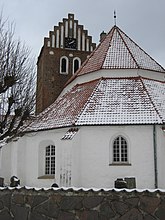 Fil:Båstads kyrka absid.jpg