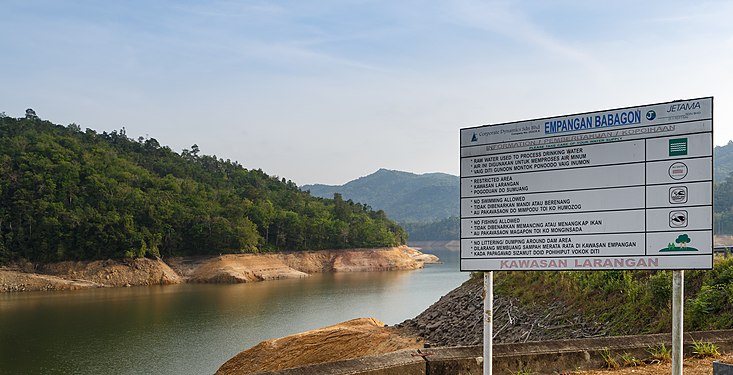 Babagon, Malaysia: Babagon Dam, the biggest water catchment and drinking water reserve of Sabah built in 1997.