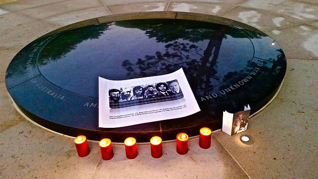 נרות זיכרון לזכרם של העיתונאים