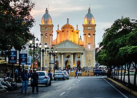 Basilica di Nostra Signora di Chiquinquira.jpg