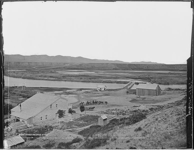 File:Bear River Hotel and bridge, Box Elder County, Utah - NARA - 516759.jpg