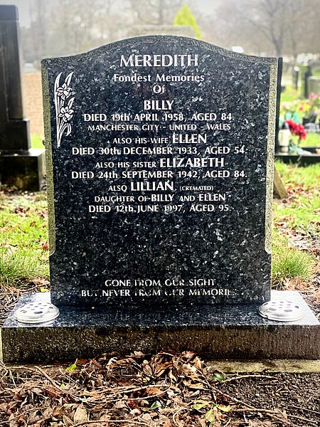 Billy Meredith's grave in Southern Cemetery, Manchester