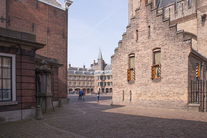 File:Binnenhof, The Hague 1834.jpg