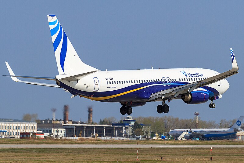 File:Boeing 737-800 (NordStar) 0472 (7203557994).jpg