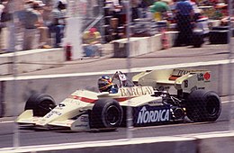Boutsen Flèch A7 1984 Dallas F1.jpg