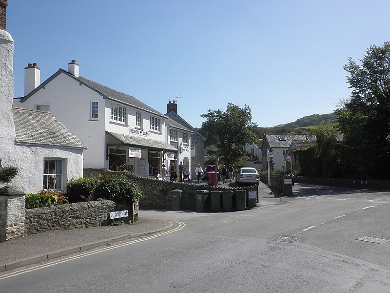 File:Brook Stores, Croyde - geograph.org.uk - 3118835.jpg