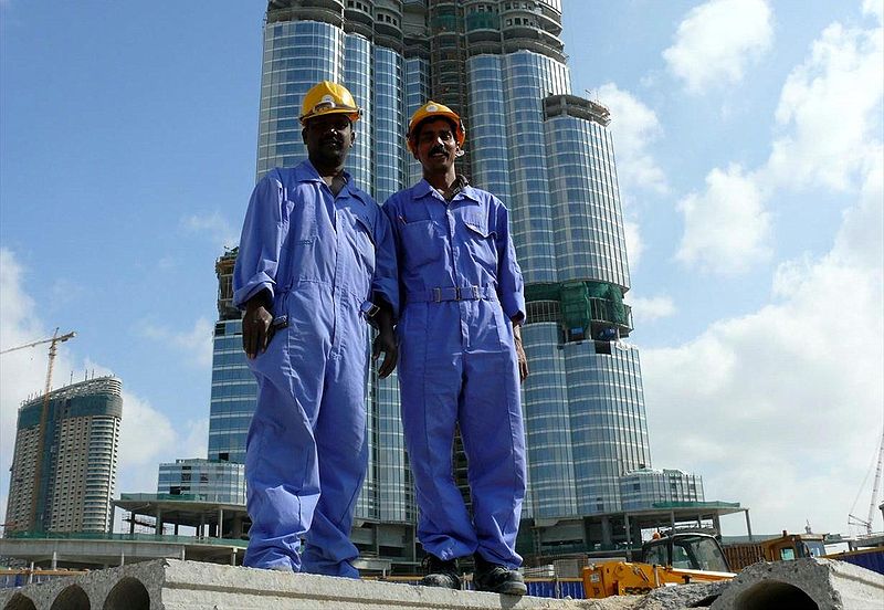 File:Burj Dubai Construction Workers on 25 January 2008 Pict 2.jpg