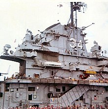 Photo of USS Oriskany (CV-34) with AN/SPN-35 (left) without radome CVA-34 island 1960s.jpg