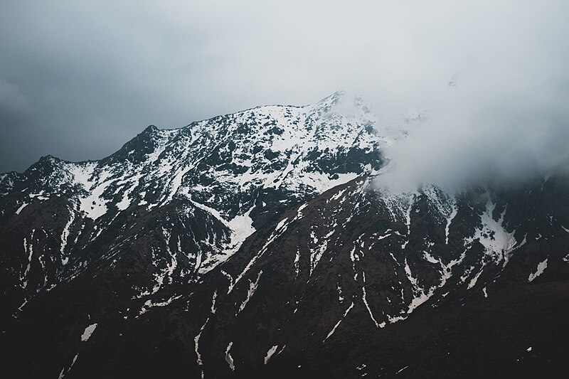 File:Calm (Unsplash).jpg