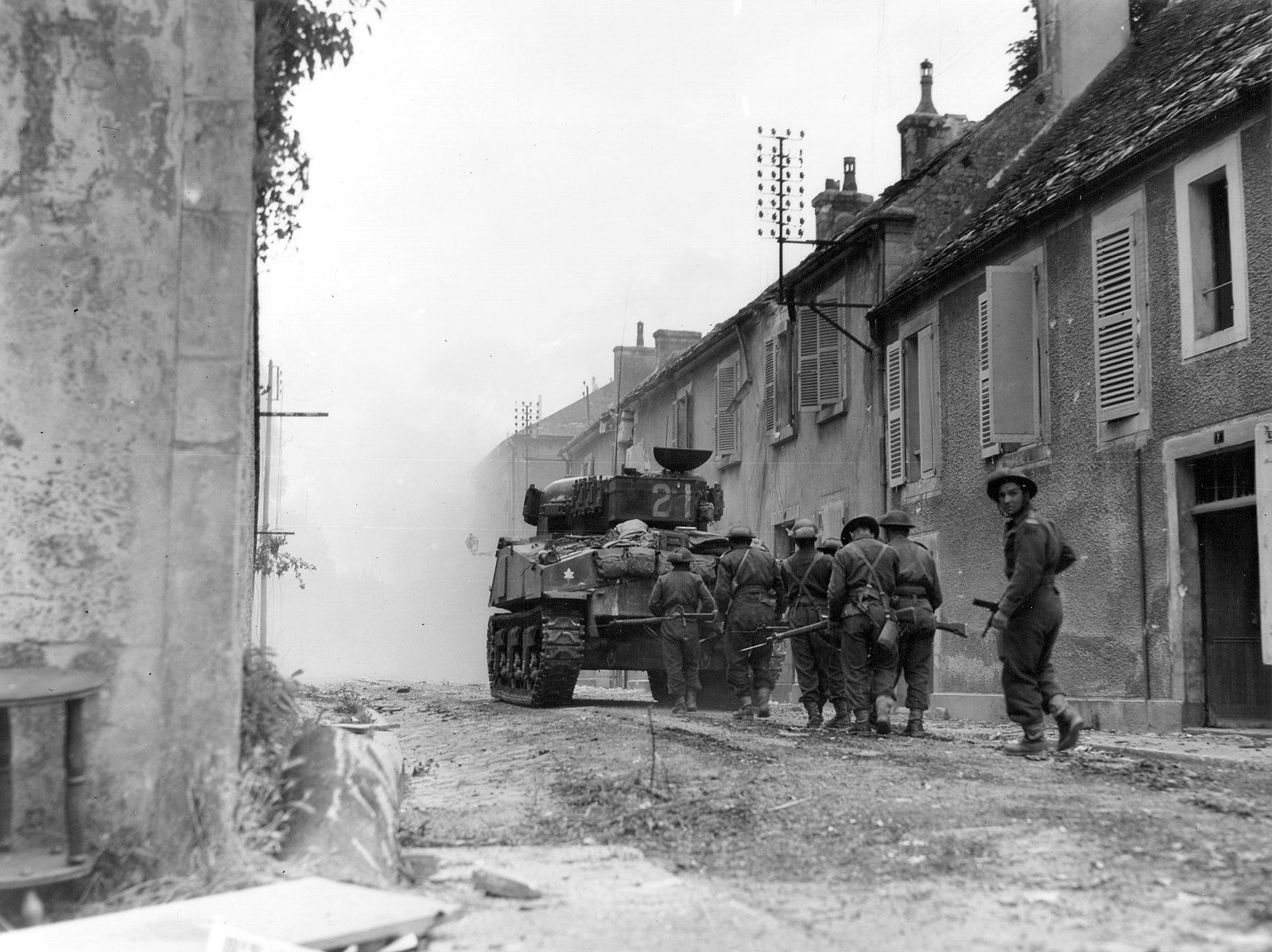 The Canadians advancing in Falaise