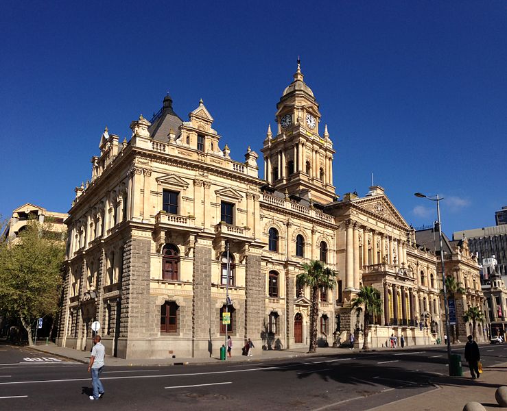 File:Cape Town City Hall 2014 scavange hunt.JPG