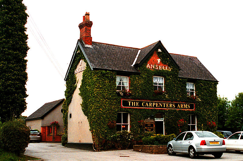 File:Carpenters Arms owned by the Hollingworths.JPG