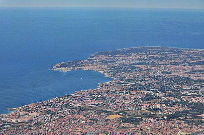 Como chegar a Cascais através de transportes públicos - Acerca do local