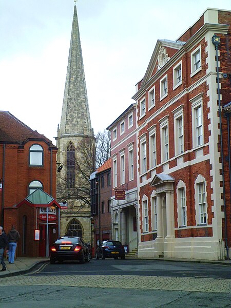 File:Castlegate - geograph.org.uk - 4357449.jpg