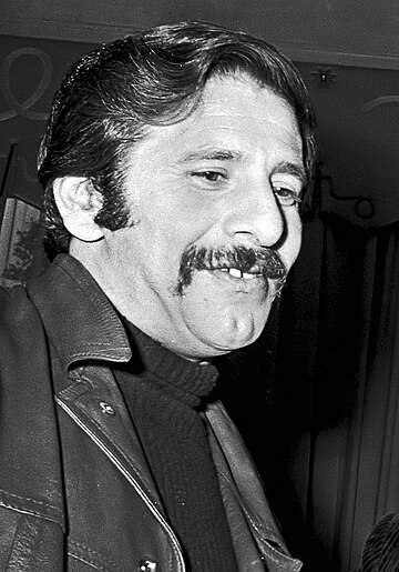 File:Chaim Topol (1971).jpg