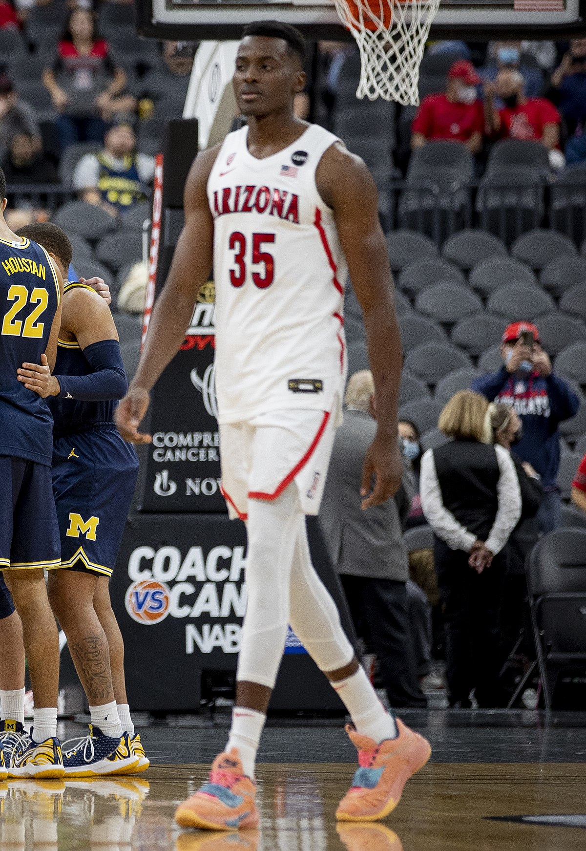 Arizona star Christian Koloko declares for 2022 NBA draft