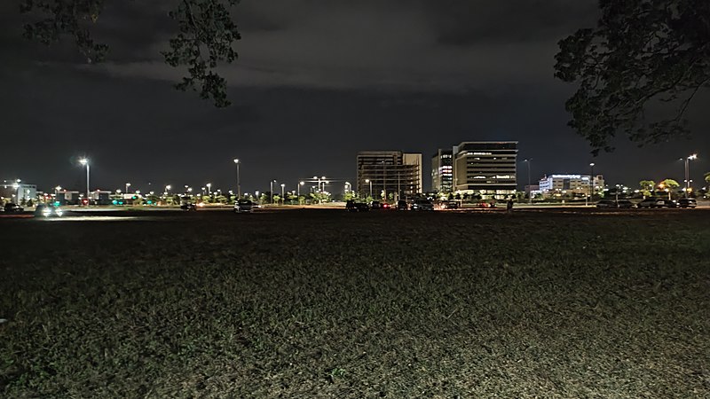 File:Clark Global City Skyline.jpg