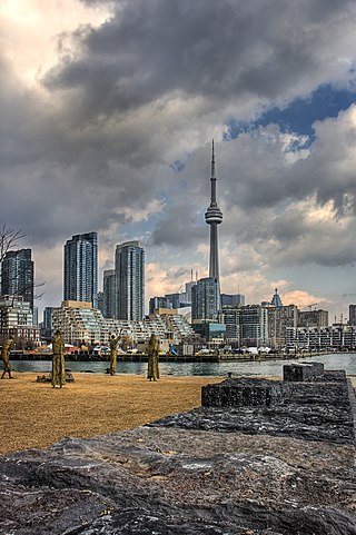 <span class="mw-page-title-main">Ireland Park</span> Memorial park in Toronto, Canada