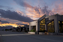 Terminal dell'aeroporto di Colorado Springs.jpg