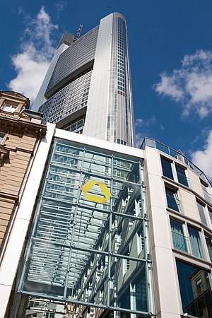 Commerzbank: Geschichte, Unternehmensstruktur, Geschäftstätigkeit