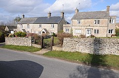 Cottages in Eastcombe (geograph 2847836).jpg