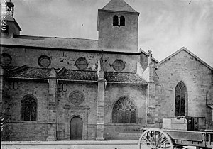 Eglise Notre-Dame - Façade sud - Neuville-au-Pont (La) - Médiathèque de l'architecture et du patrimoine - APMH00028330.jpg