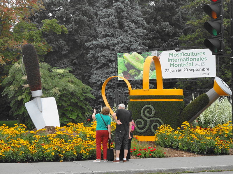 File:Entrée du Jardin botanique de Montréal - MIM 2013.JPG