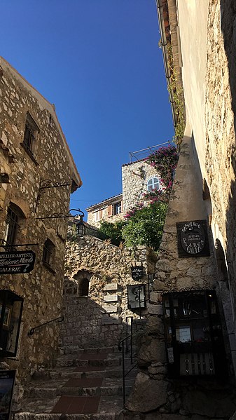 File:Eze, Provence-Alpes-Côte d'Azur.jpg