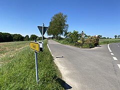 Wegekreuz an der Abfahrt von der L 310 nach Feld