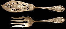 Fish serving cutlery (end of 19th century) Fischvorlegebesteck.jpg