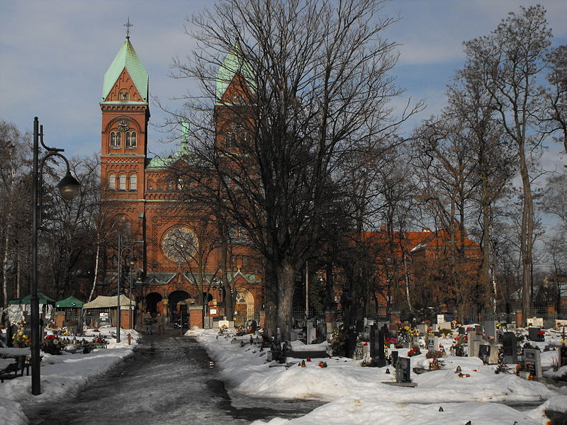 File:Franciscan monastery in Katowice Panewniki 2010 (Poland).jpg