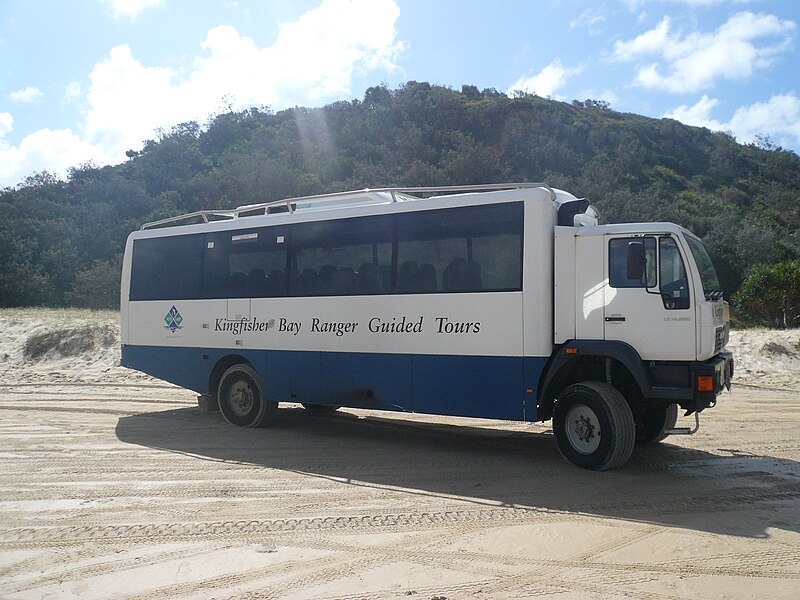 File:Frazier Island - The coach (4097331869).jpg