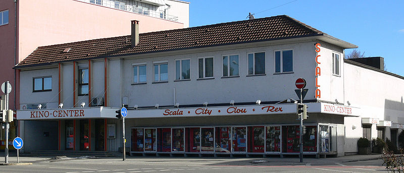 File:Friedrichshafen Kinocenter Scala.jpg