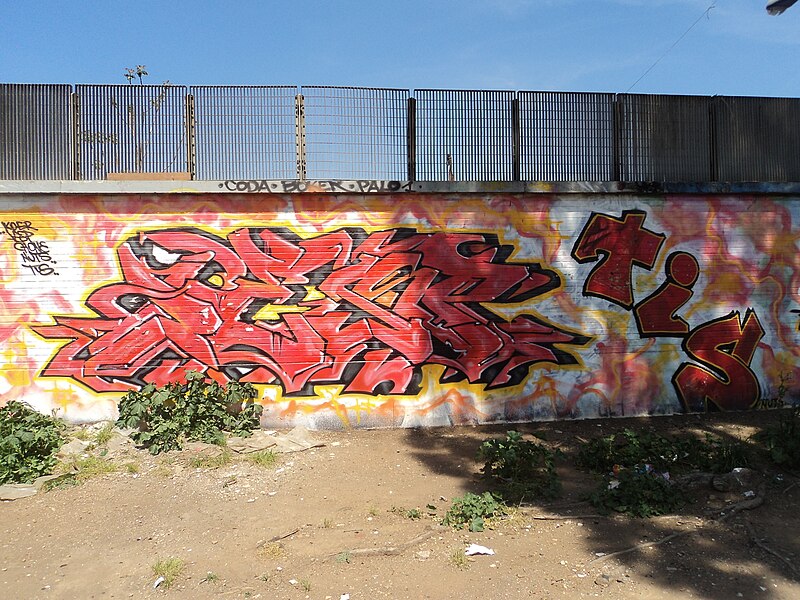 File:Graffiti in Rome - panoramio (91).jpg