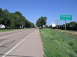 Olhando para o oeste na US Highway 50/400.