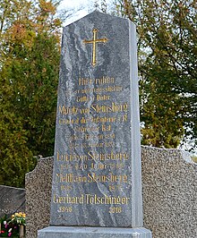 Grave G Toetschinger.jpg