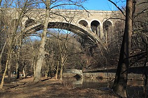 Henry Ave Bridge II - panoramio.jpg