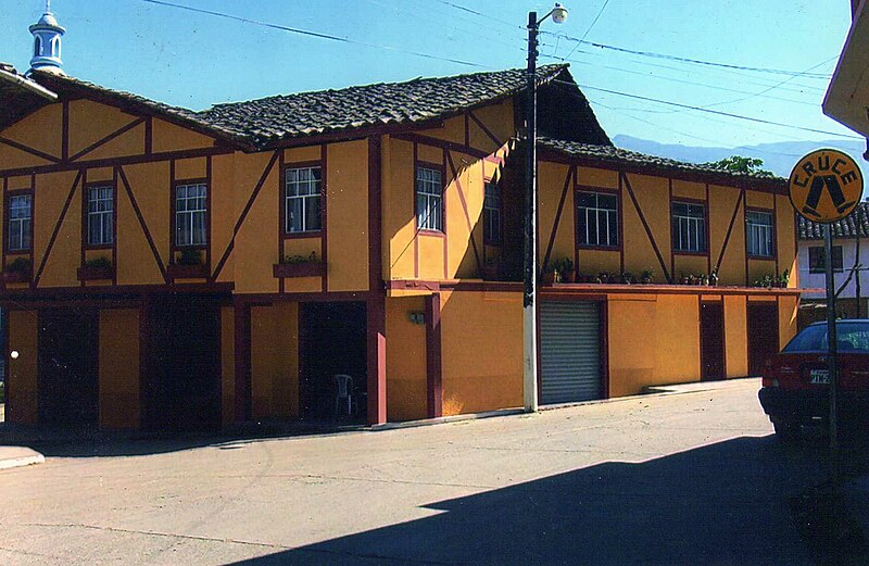 File:Huertas casa colonial.jpg