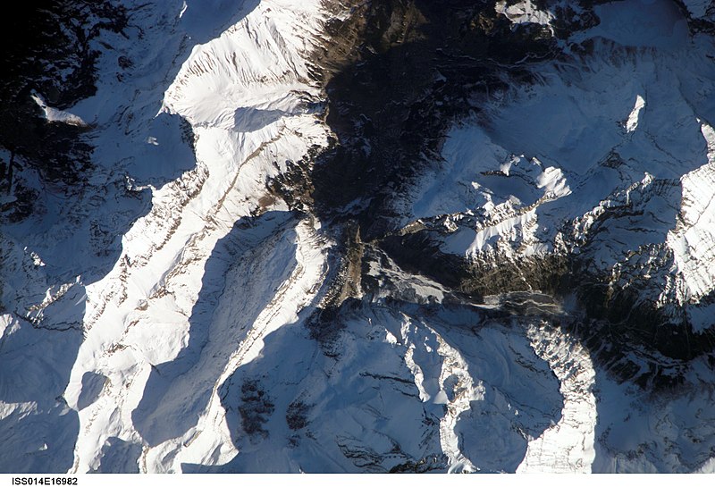 File:ISS014-E-16982 - View of Switzerland.jpg