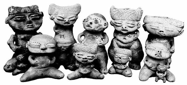 Cult image sculpted in ceramic, Los Roques Archipelago.