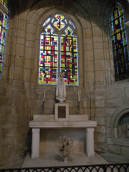 File:Interior of Église Saint-Sulpice de Chars 30.JPG