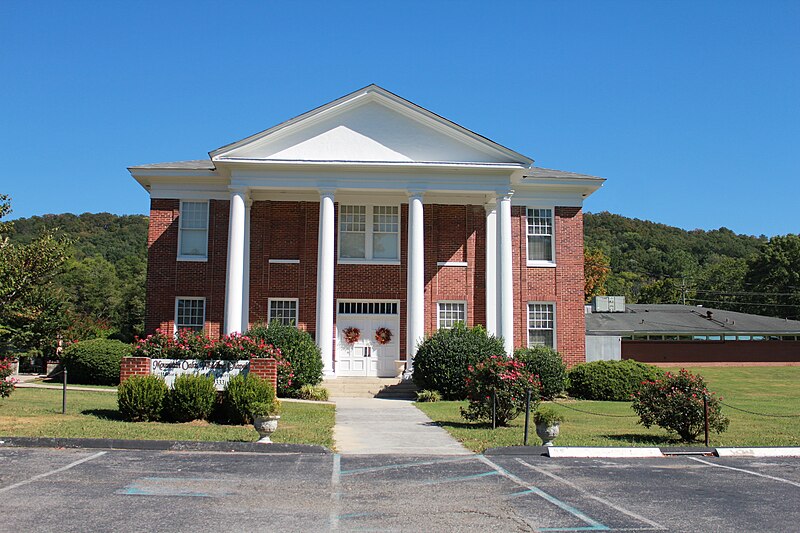 File:James County Courthouse 3.jpg